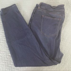 Celebrity Pink, Walker Skinny